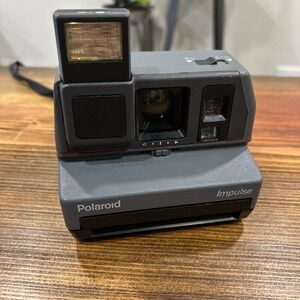 Vintage Polaroid Impulse AF 600 Instant Film Camera Grey AutoFocus System 1980s